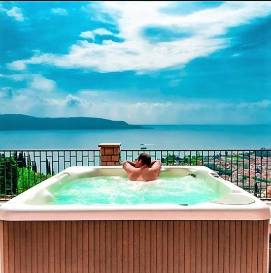 Residence Virgilio トスコラーノ・マデルノ エクステリア 写真